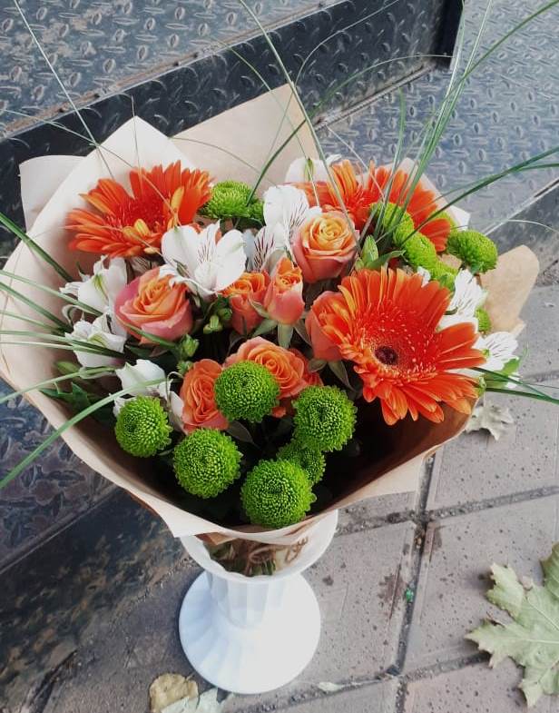 Букет цветов из: Герберы, Хризантемы, Альстромерии и Розы в Гамово