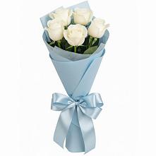 Букет 5 Белых роз Проуд в Гамово