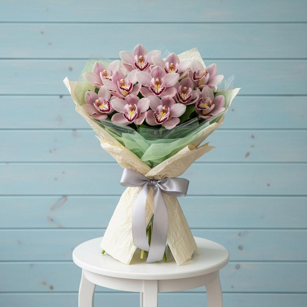 Букет цветов из: Орхидеи и Розы в Гамово