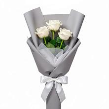 Букет 3 белые розы в Гамово