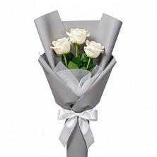 Букет 3 белые розы в Гамово
