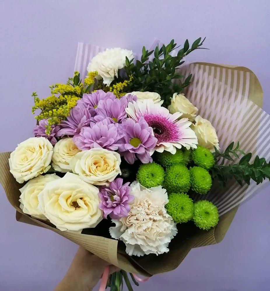 Букет цветов из: Хризантемы, Розы, Гвоздики и Герберы в Гамово