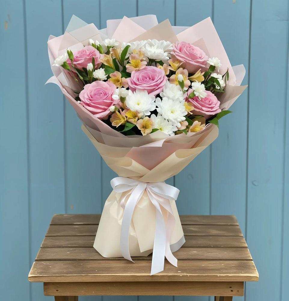 Букет цветов из: Гвоздики, Орхидеи и Розы в Гамово